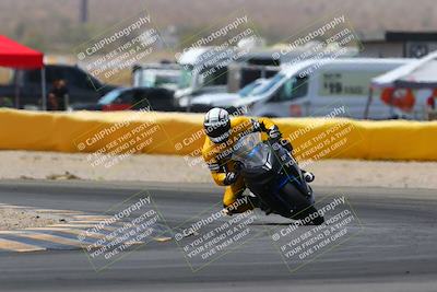 media/Apr-10-2022-SoCal Trackdays (Sun) [[f104b12566]]/Turn 2 (1135am)/